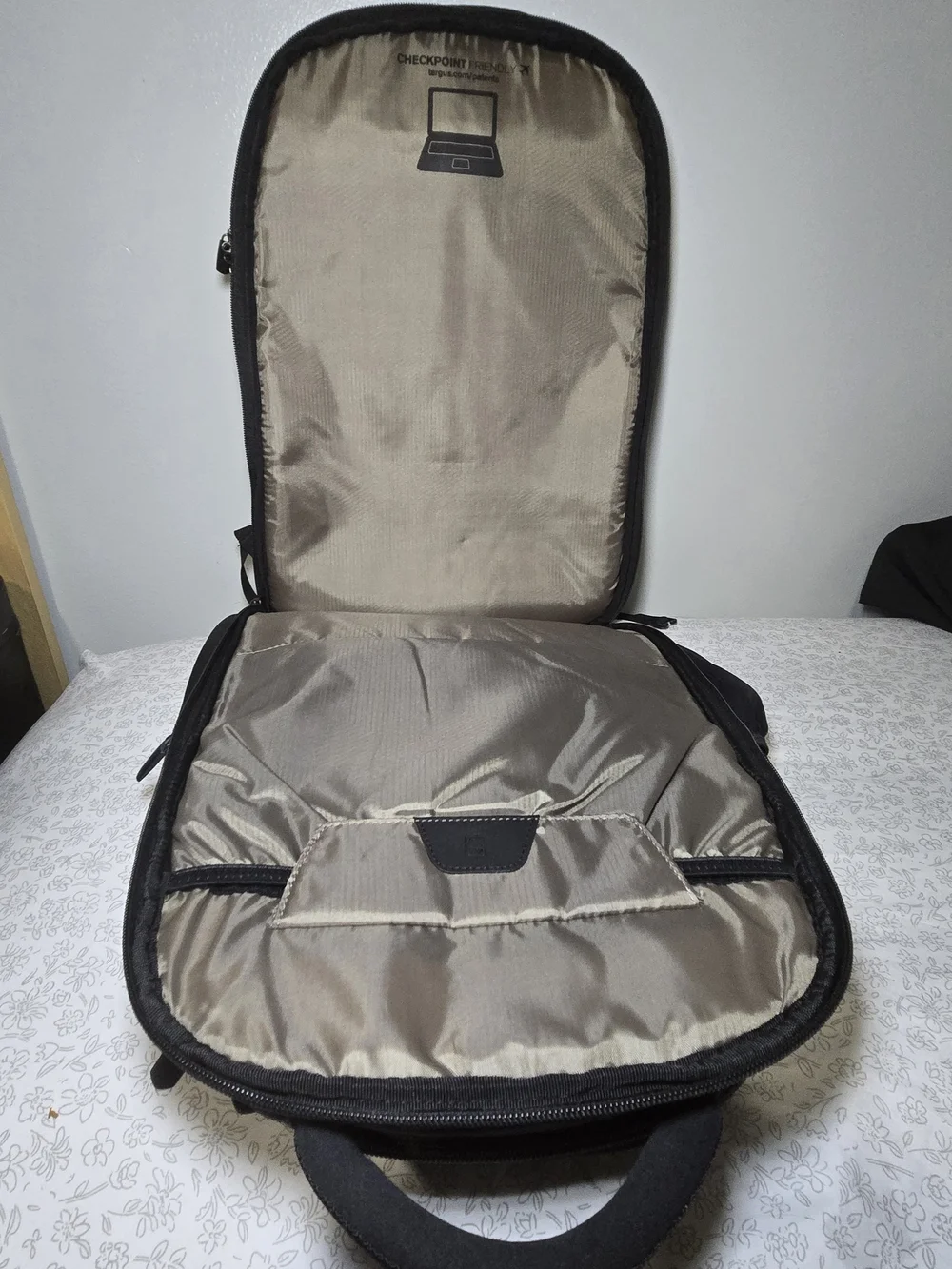Targus Black Expandable Business Backpack
